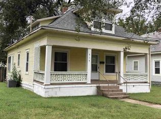 514 E 6th Ave, Hutchinson, KS 67501