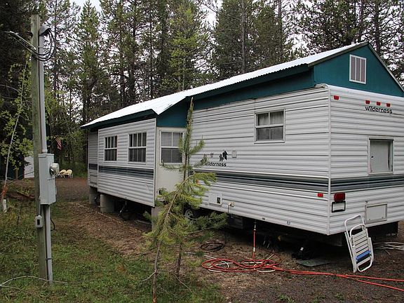 5th image of 190 Lake Trail Dr