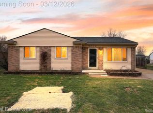 9722 Hamilton St, Van Buren Township, MI 48111
