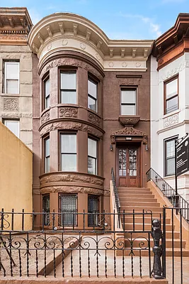 Sold by Compass | media 12