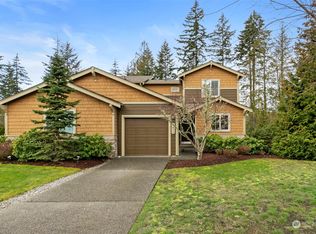 4696 Strathmore Cir SW, Pt Orchard, WA 98367