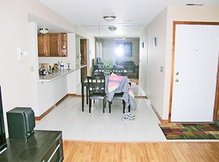 1078 Merrimar Cir N APT A, Columbus, OH 43220