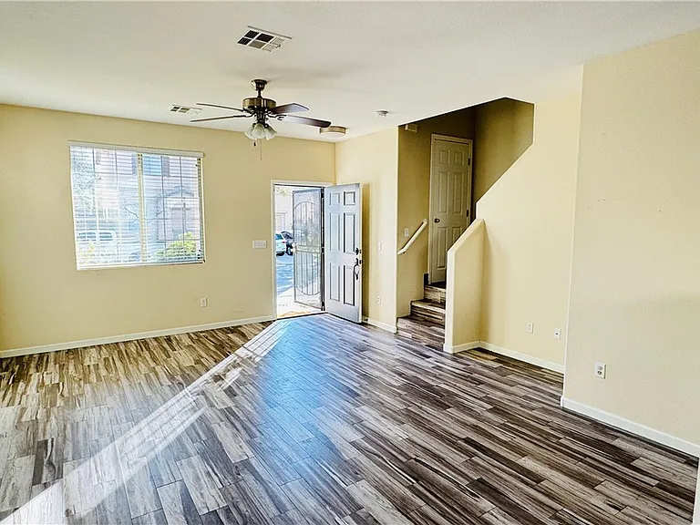 2713 Good Fellows St — Photo 9