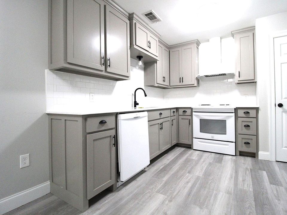 1st image of 5225 Cumberland Cove Dr