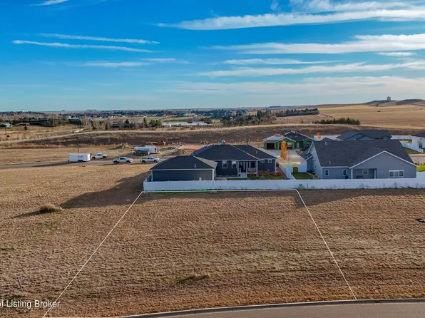 1951 & 1957 Wahl St, Dickinson, ND 58601