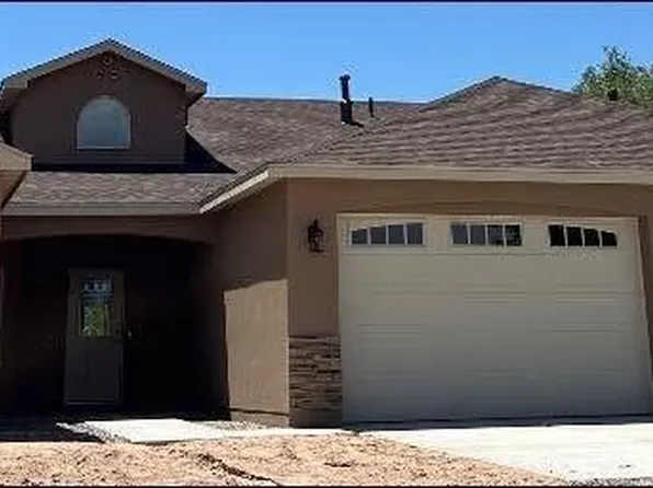 5 Racca Rd, Los Lunas, NM 87031