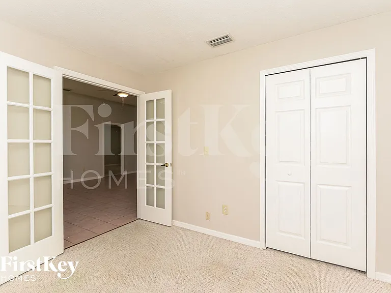 8858 Parliament Ct — Photo 12