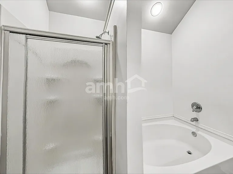 7636 Hidden Creek Dr — Photo 12
