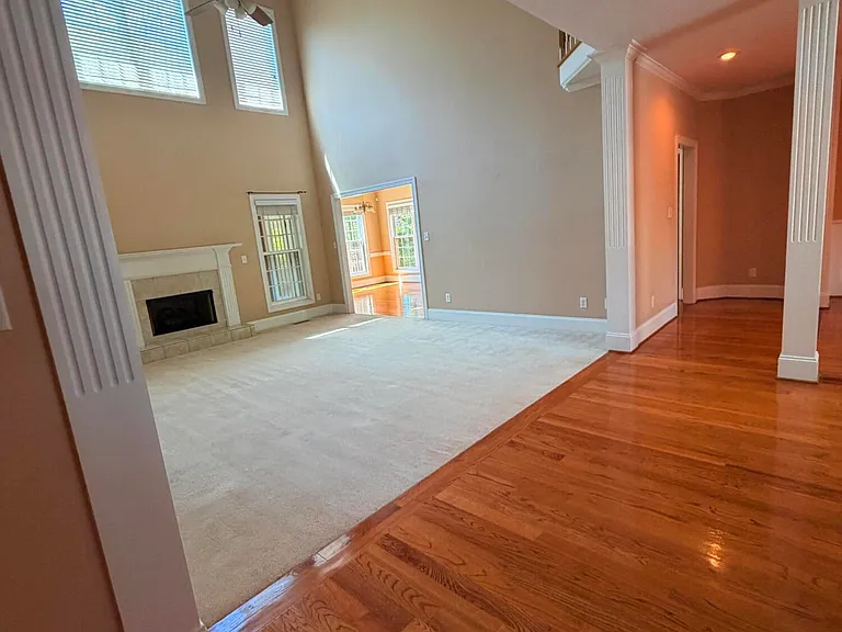 1605 Jamestown Ave — Photo 49