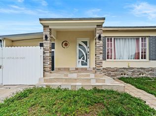 141 E 52nd Pl, Hialeah, FL 33013