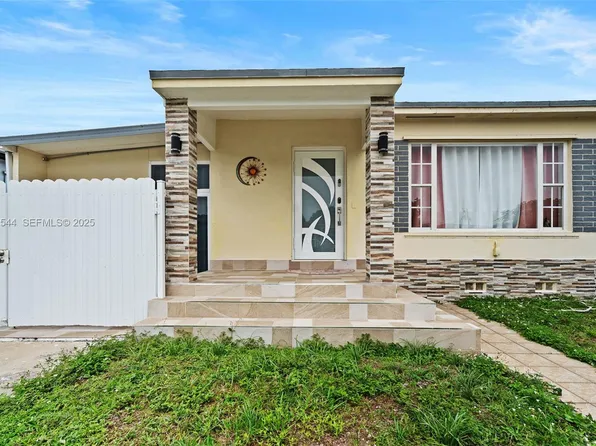 141 E 52nd Pl, Hialeah, FL 33013