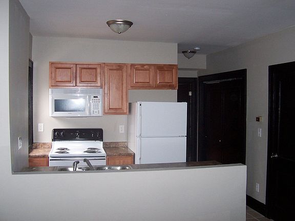 3rd image of 1704 Nicholson Pl Floor 1