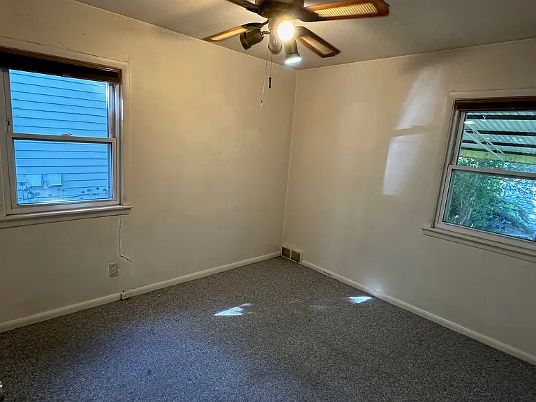 2302 Willow Creek Dr — Photo 8