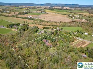 32 Farview Rd, Hamburg, PA 19526