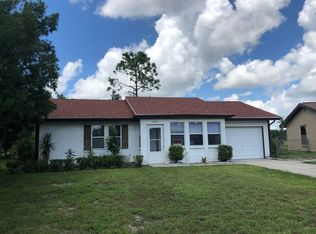 2004 Showboat Ln, Labelle, FL 33935