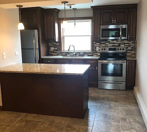3rd image of 10801 S Harlem Ave APT 2