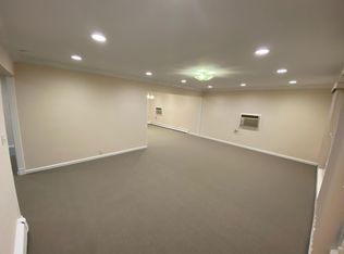 60 Stoner Ave #2, Great Neck, NY 11021