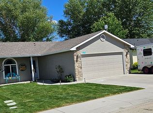 810 Sioux Ave, Emmett, ID 83617