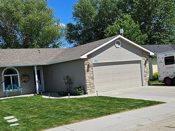 810 Sioux Ave, Emmett, ID 83617