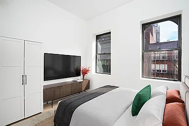 Rented by Nolita Group