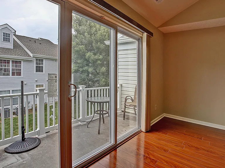 92 Tulip Ln — Photo 6