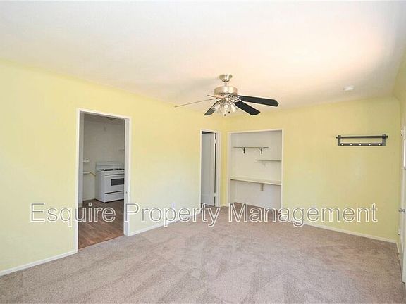 3rd image of 264 Franklin Ln