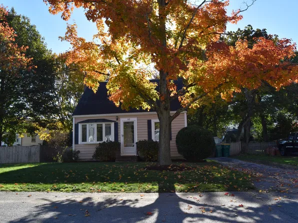 60 Sunnyside Rd, Norwood, MA 02062