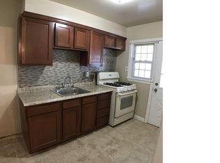 123 Riverthorn Rd, Middle River, MD 21220