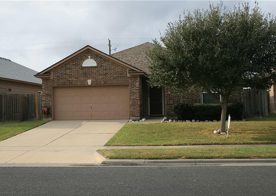 1st image of 2625 Las Brisas St