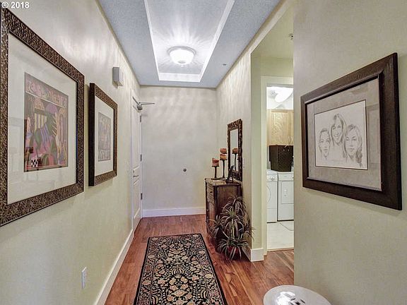 3rd image of 790 NW Westover Sq #790