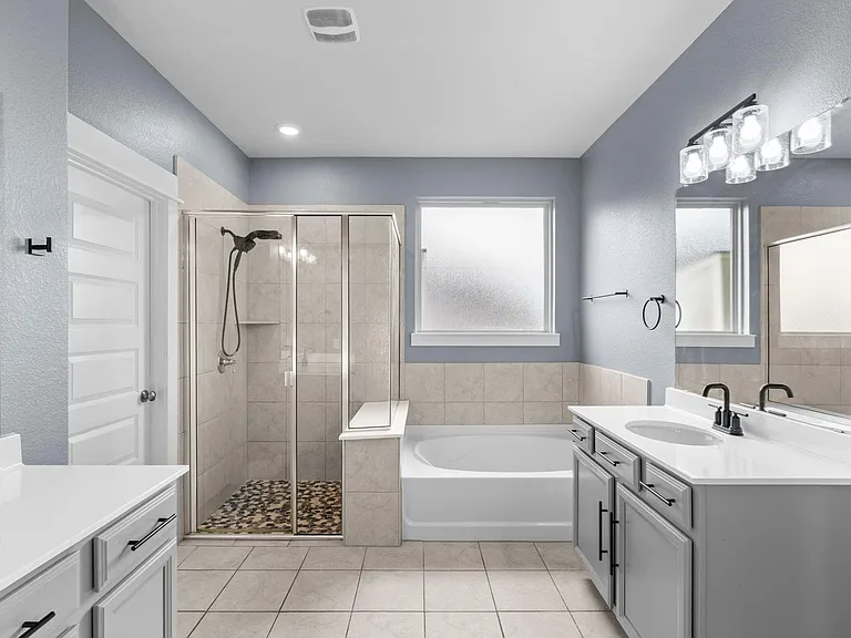 525 Compania Cv — Photo 18