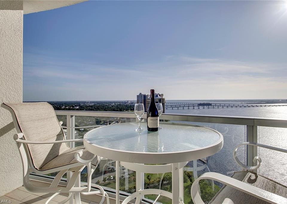 Home For Sale In Oasis