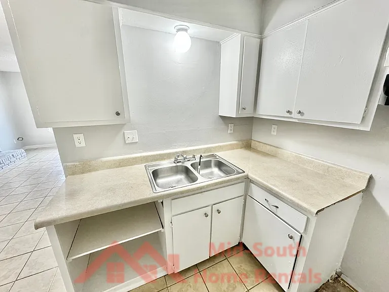 3538 Christine Rd — Photo 6