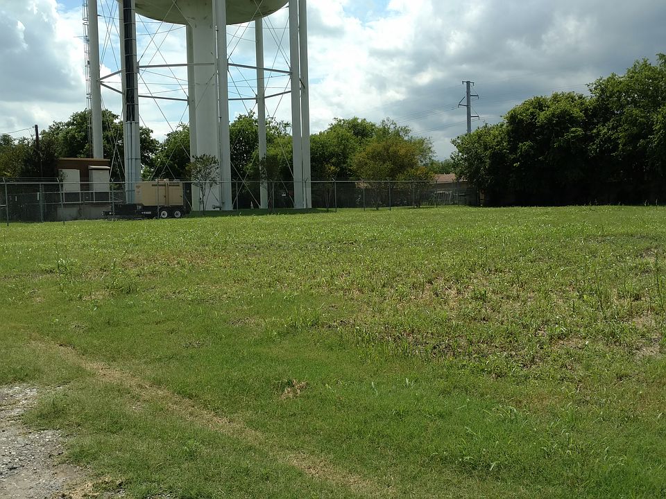 1st image of 10913 Amhurst Dr