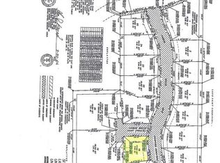 3870 Harbor Breeze Dr, Muskegon, MI 49441