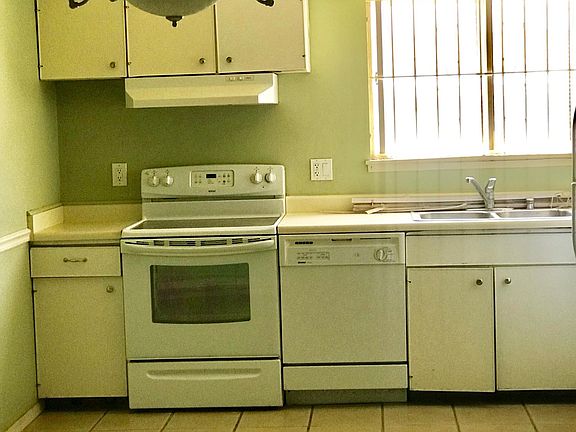4th image of 4141 Westcity Ct APT 63