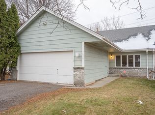 7454 Vinewood Ln N, Maple Grove, MN 55311