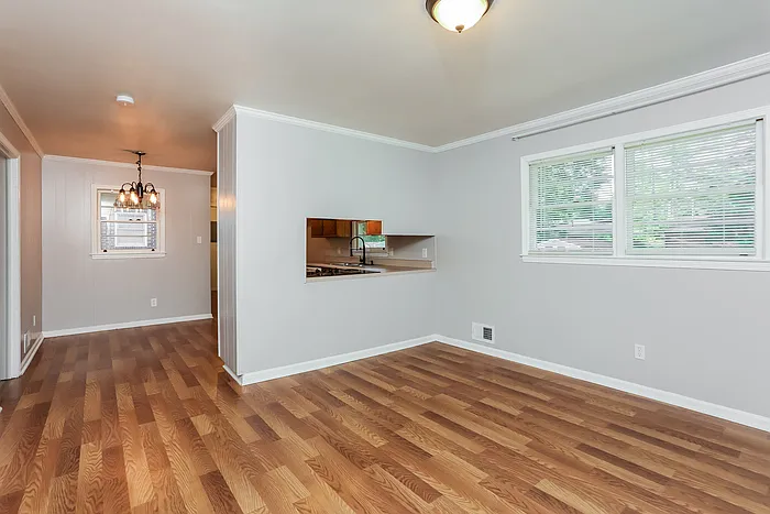 1320 N Cherokee Ave — Photo 4