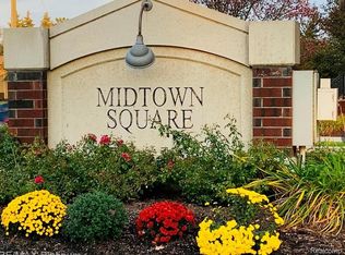 1425 Ashford Ct, Troy, MI
