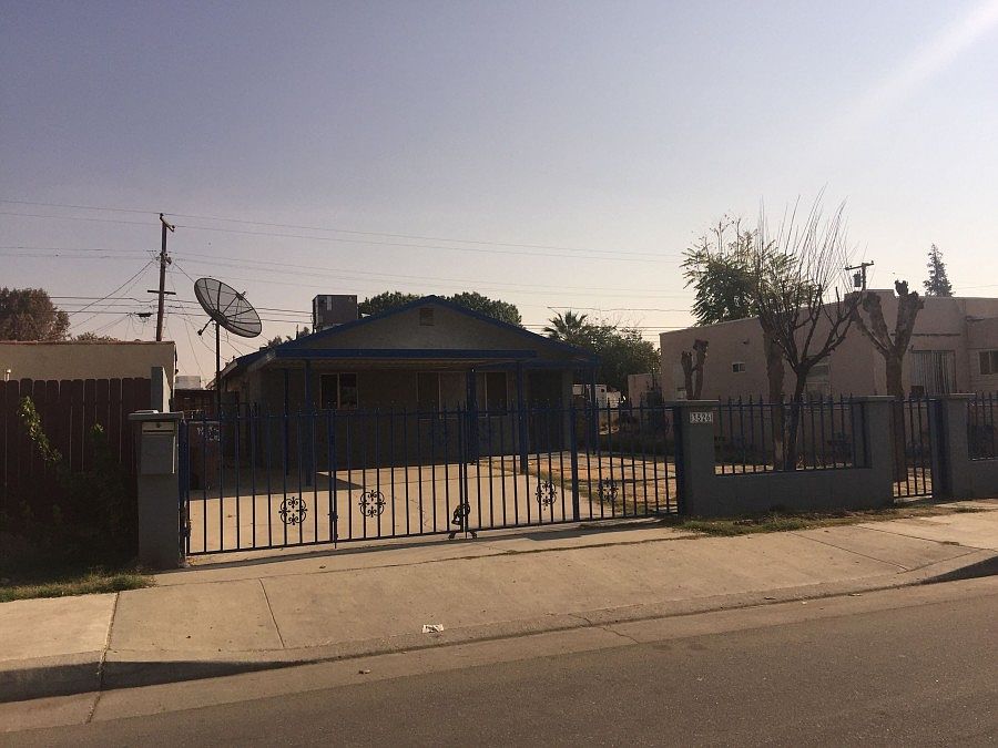2nd image of 3526 M St