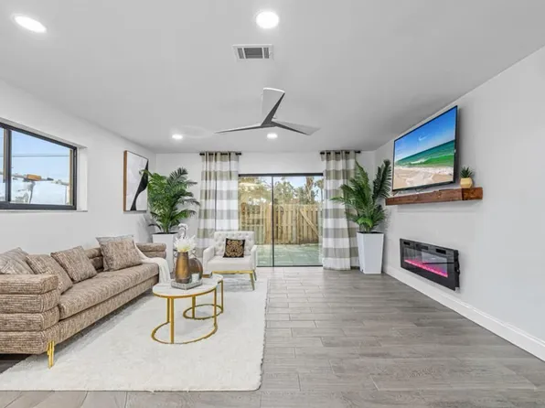 4225 N HIGHWAY A1A #17, Fort Pierce, FL 34949