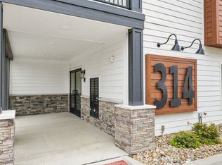 314 S State St #104, Champaign, IL 61820