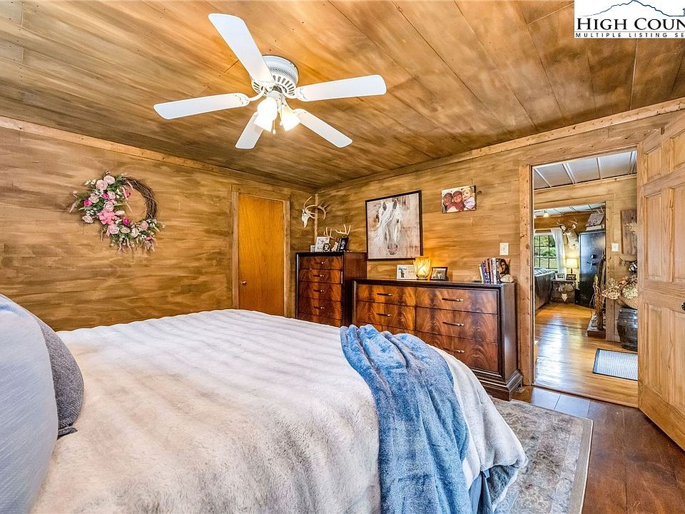 19th image of 886 Blevins Hollow Road
