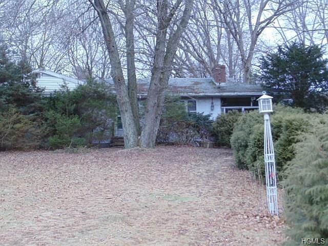 1st image of 106 Overlook Dr