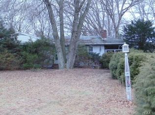 106 Overlook Dr, Mahopac, NY 10541