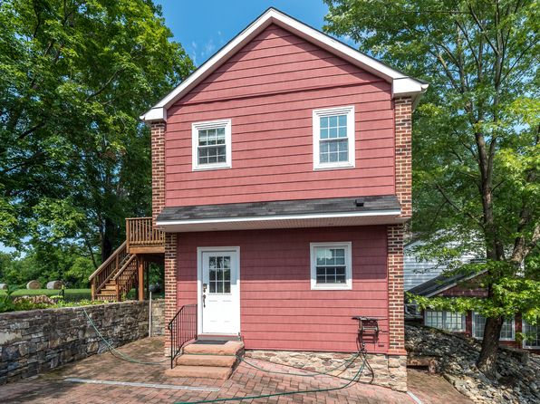 2478 River Rd