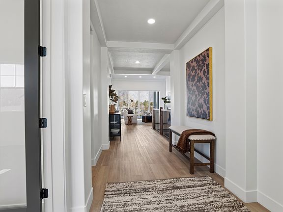 3rd image of 624 N Legend Cir #480