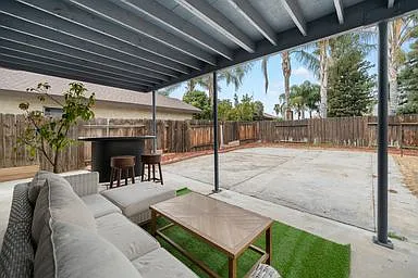 2308 Kelso Peak Ave — Photo 24