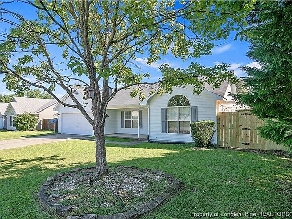 3rd image of 143 Chapel Hill Dr