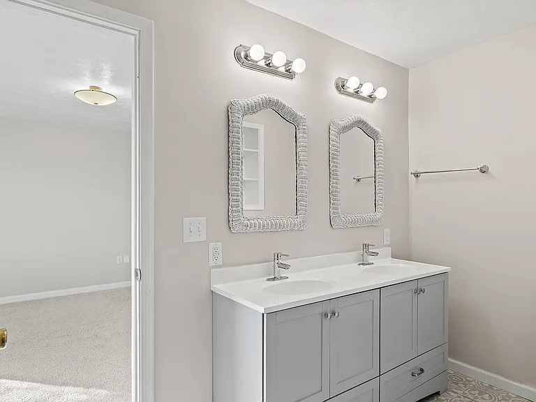 3839 Rome Dr — Photo 28